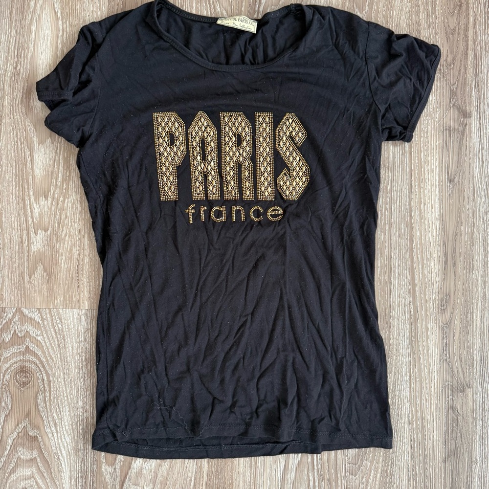 Chic Black Tee with Gold Paris Graphic